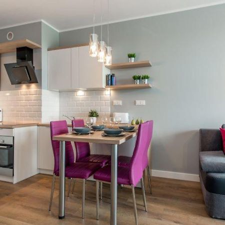 P&O Apartments Expo XXI - At 12B Ordona Street 바르샤바 외부 사진